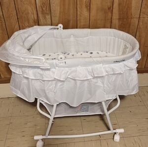 Baby Bassinet (White)